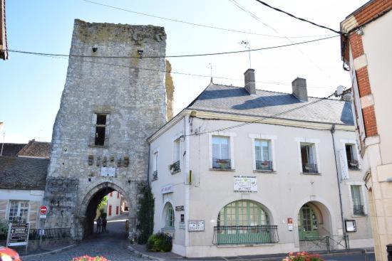 Mennetou-sur-Cher Auberge De La Tour المظهر الخارجي الصورة